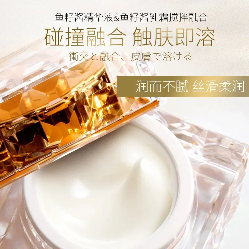 แพลตตินัม เรียร์ ลักชัวรี คาเว - Anti-Aging Face Cream บทวิจารณ์และราคา